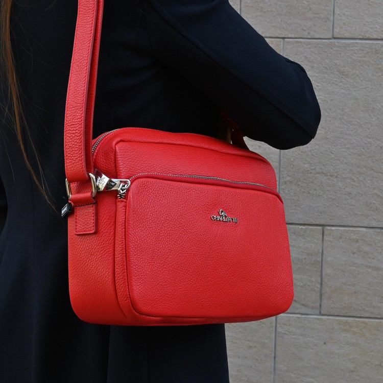 Charlotte piros válltáska