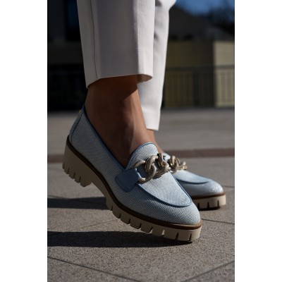 MLV világoskék cipő