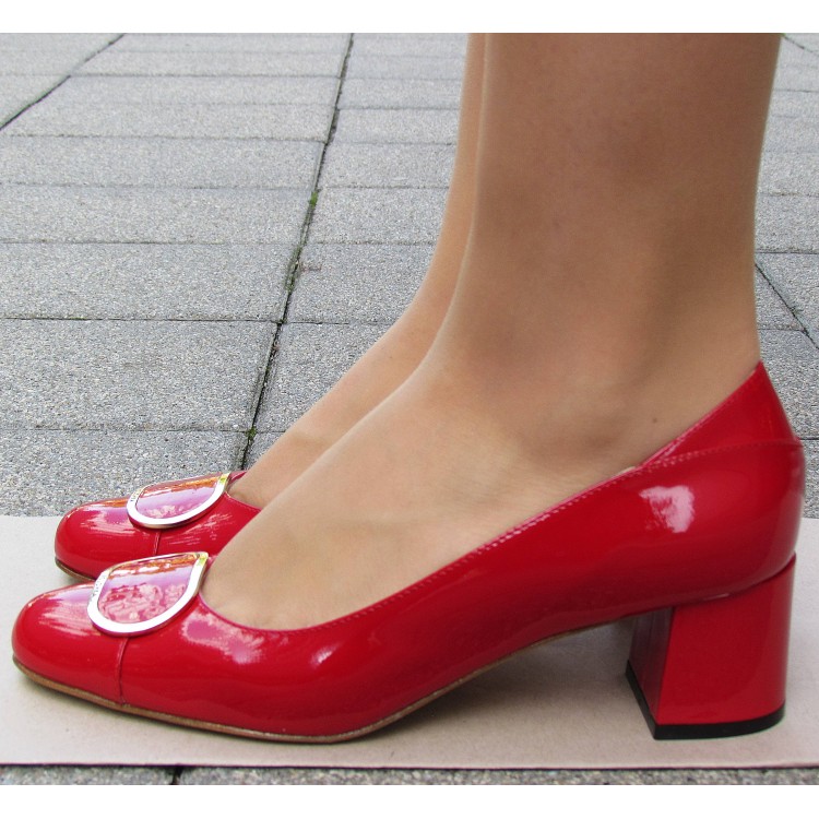Nouchka piros cipő
