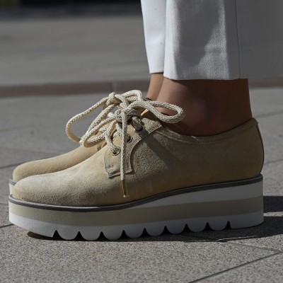 Pertini krém velúr cipő