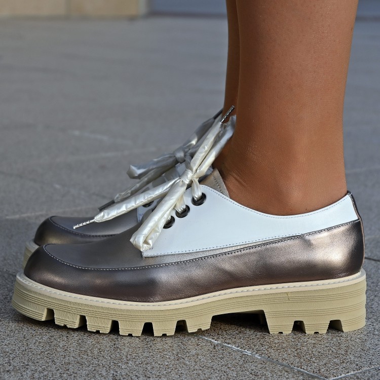 Pertini fehér-arany fűzős cipő