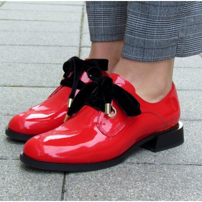 Zocal piros bársony fűzős cipő