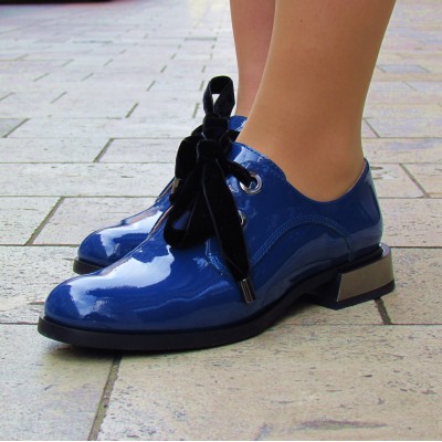 Zocal kék bársony fűzős cipő